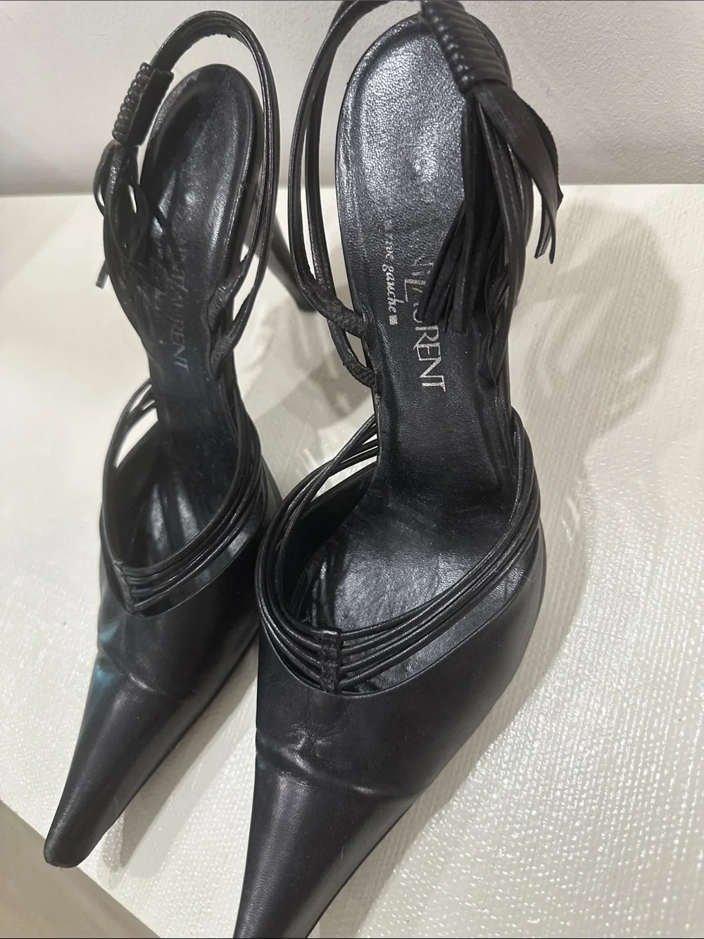 Yves Saint Laurent heels - Picture 2 of 5